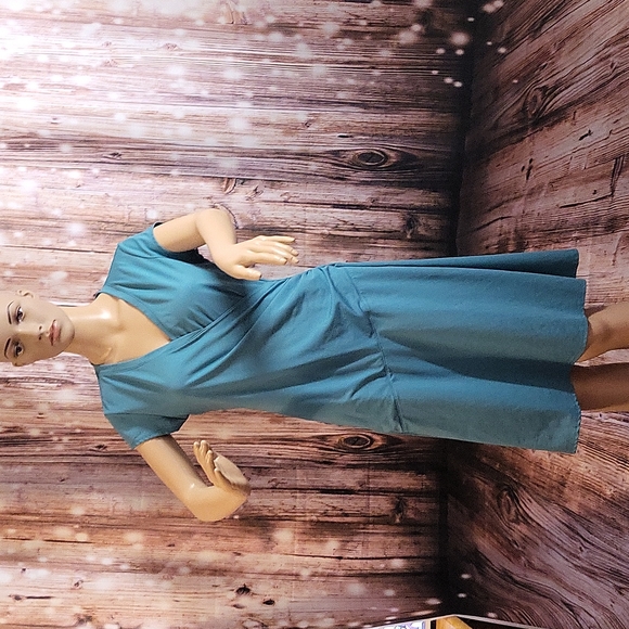 Athleta Dresses & Skirts - Athleta Women's Short-Sleeve Wrap Look In The Front Size M